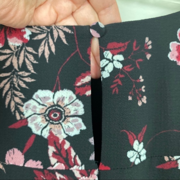 J Howard Black Floral Dress Bell Sleeves 6 - Picture 7 of 10